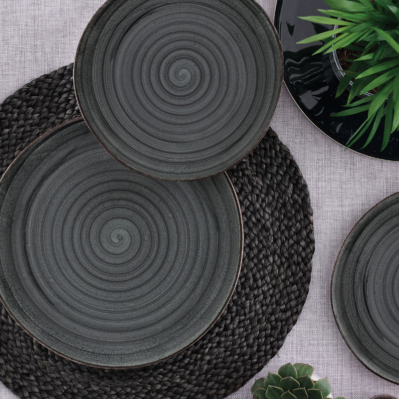 Anthracite Coupe Plate