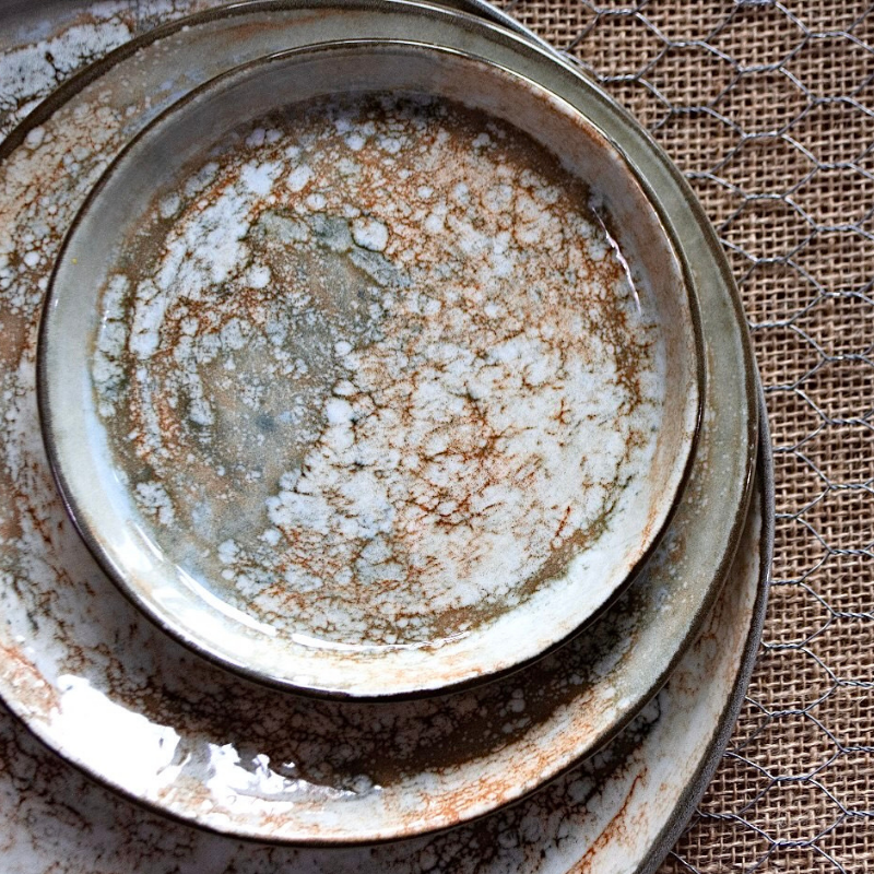 Light Moon Walled Plate